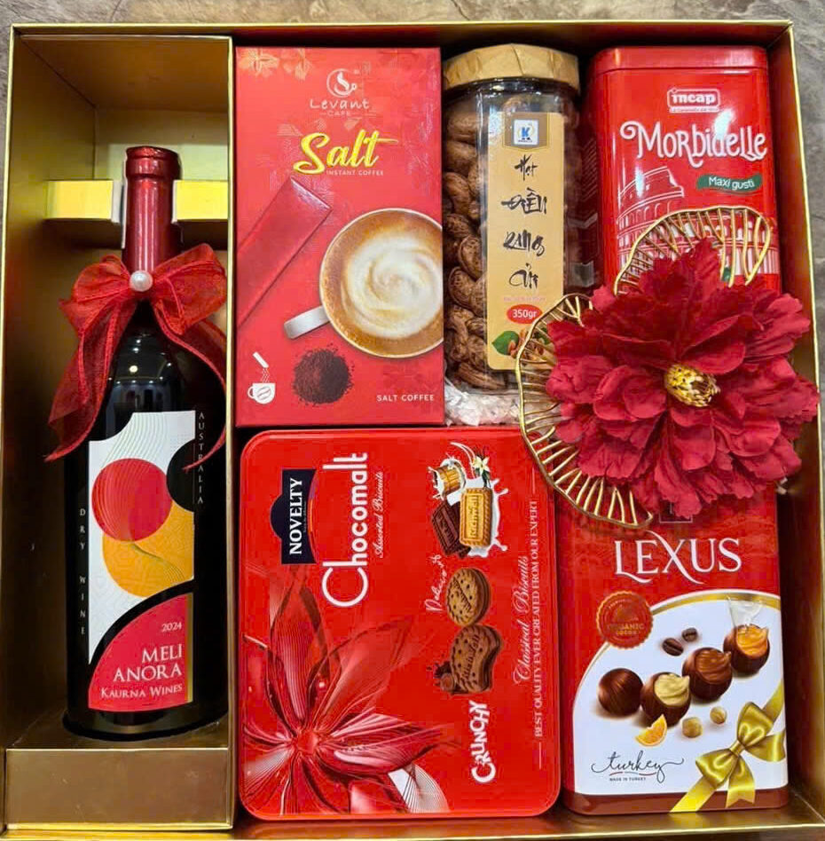 z7305875731537_527a9ce3d61cce946ea98f95c59144bc