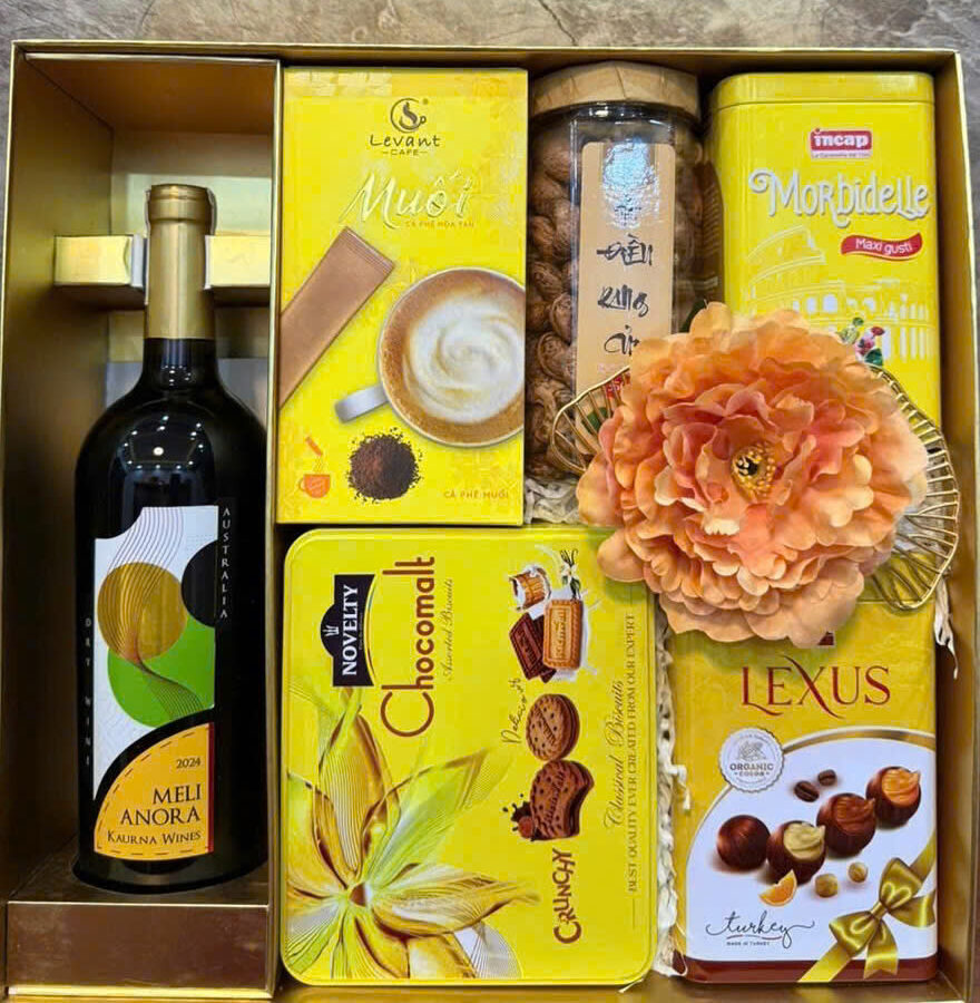 z7305875731540_5475ac54948da46a96449b01a22756a6